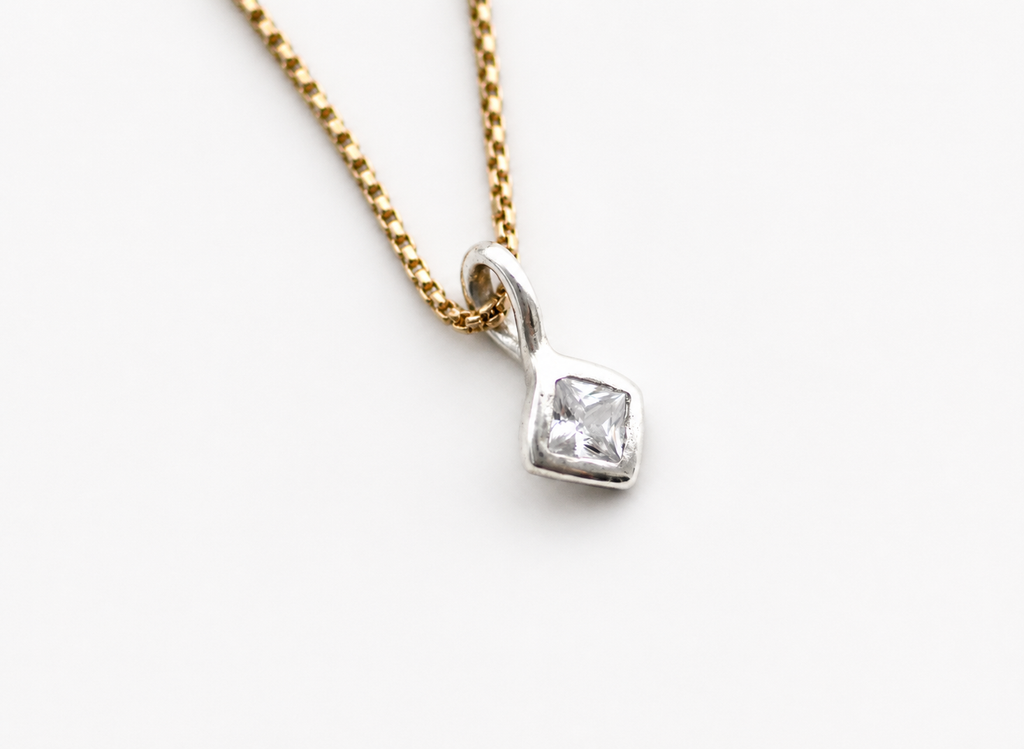 Static Spark Pendant (Pendant only)