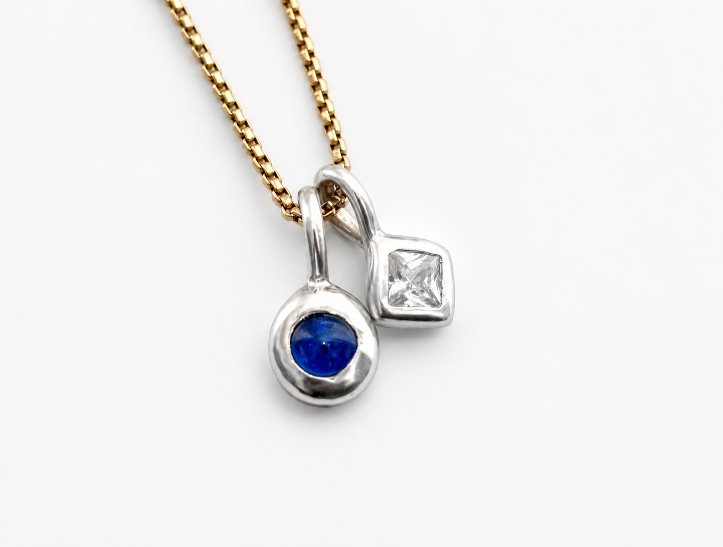 Sapphire Pebble Pendant (Pendant Only)